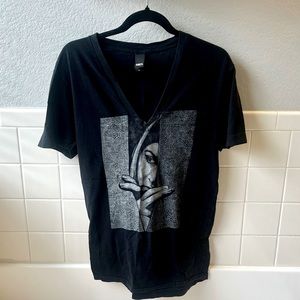 Womens Obey shirt